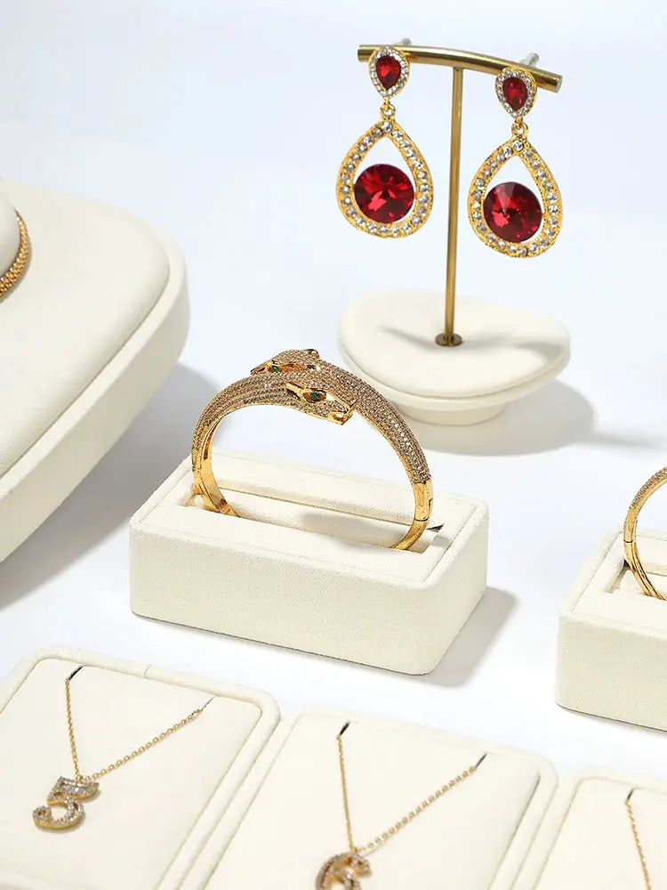 Luxury Jewelry Display Props, Rings, Necklaces, Earrings, Jewelry Counter Display Racks, Light Luxury Jewelry Display Jim Display