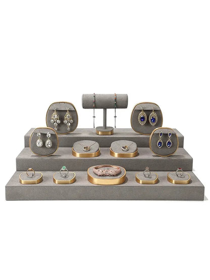 Luxury jewelry window display, props, rings, necklaces, earrings, jade display shelves, ladder jewelry display shelves Jim Display