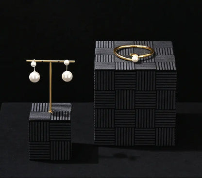 High-end jewelry display props, light luxury microfiber rings, necklaces, earrings, jewelry display racks Jim Display