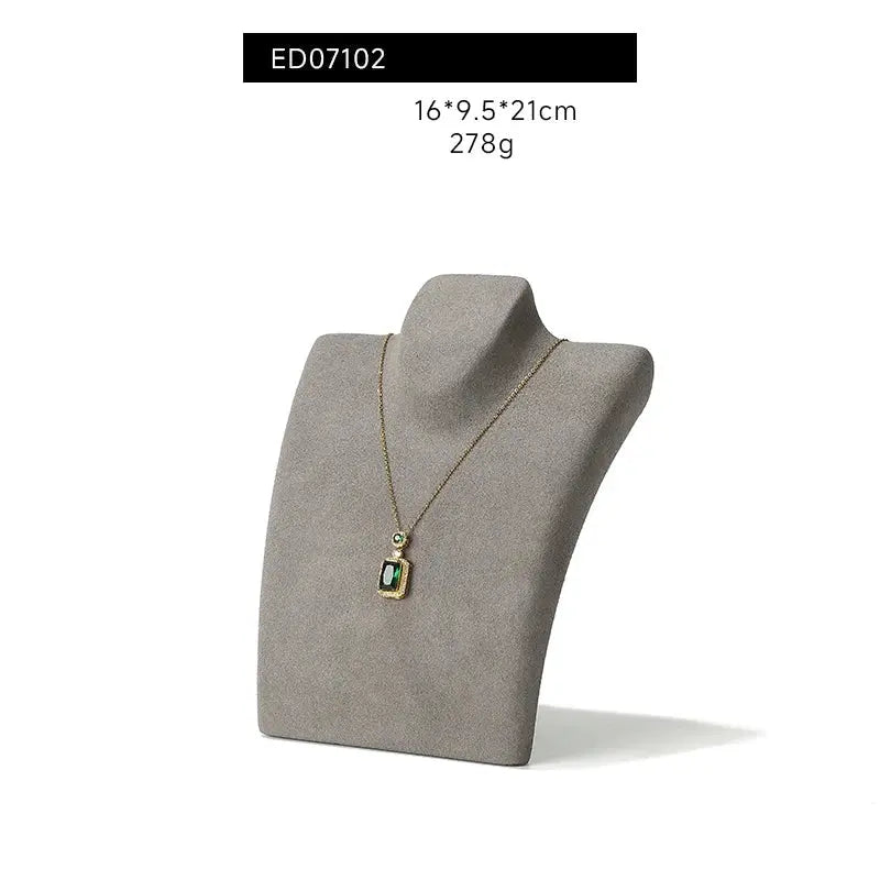 Luxury jewelry window display, props, rings, necklaces, earrings, jade display shelves, ladder jewelry display shelves Jim Display