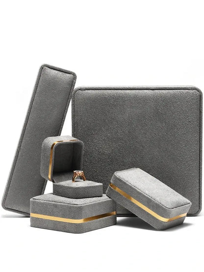 Light Luxury Jet Black Ring Box, Small Fine Jewelry Box, Necklace, Bracelet Jewelry Packaging Box, Gift Box Jim Display