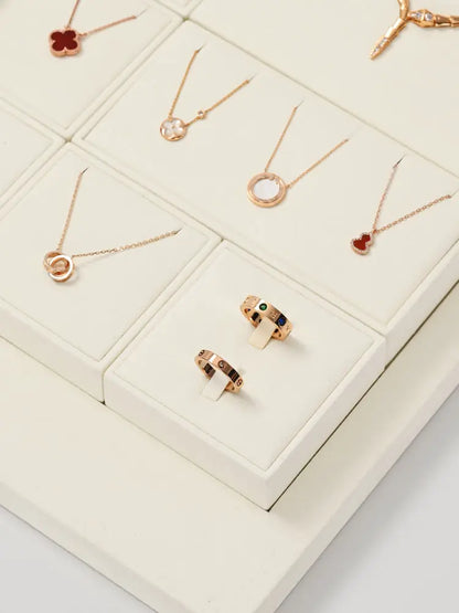 Jewelry display props, modern light luxury, microfiber display Jim Display
