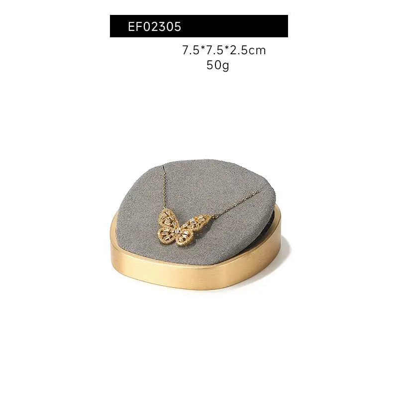 Luxury jewelry window display, props, rings, necklaces, earrings, jade display shelves, ladder jewelry display shelves Jim Display