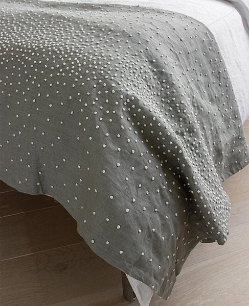 SUZANNE DIMMA BY AU LIT FINE LINENS KNOTTY BED SCARF